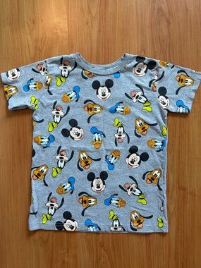 Disney Gray Tee with Mickey, Donald, Goofy & Pluto Faces